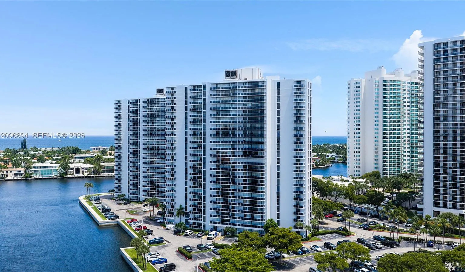 Waterview Condo — Photo 4
