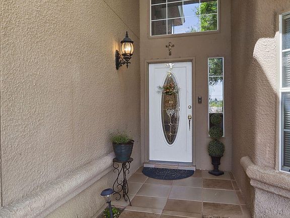 2nd image of 13817 Horizon Heights Cir