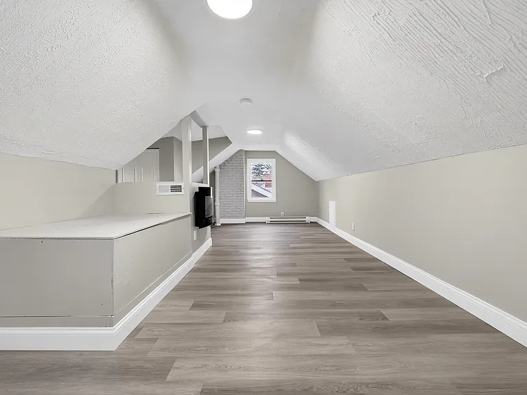 21007 Gardenview Dr — Photo 20