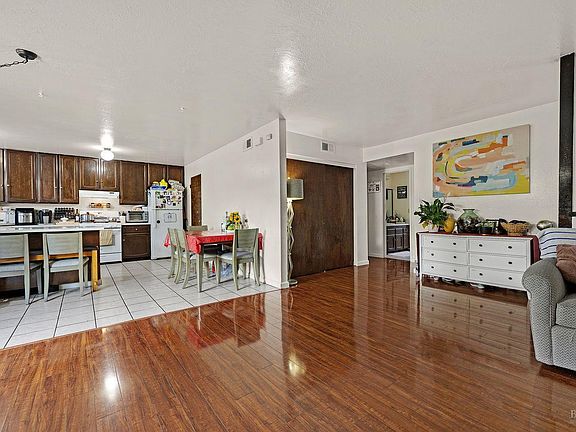 3rd image of 310 Belle Avenue