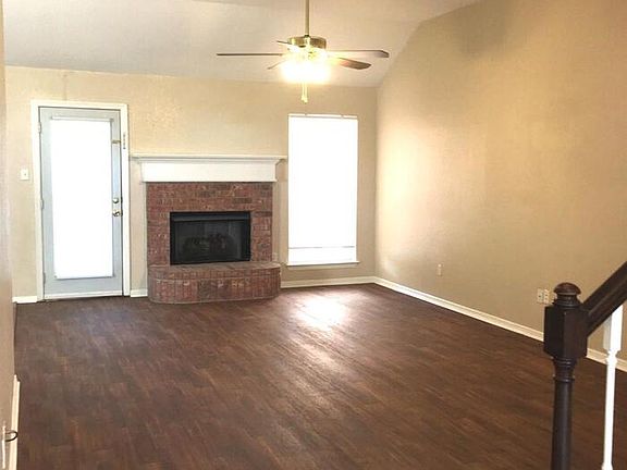 2nd image of 1033 Westgrove Dr