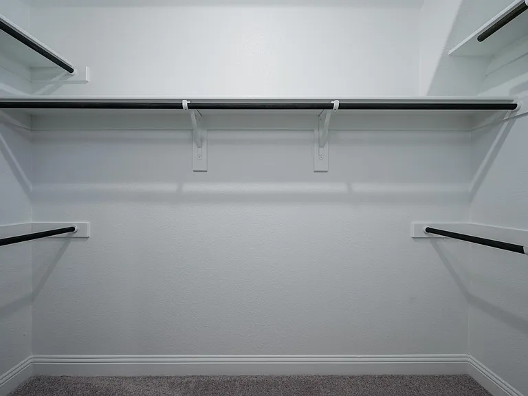 501 Amenduni Ln — Photo 10