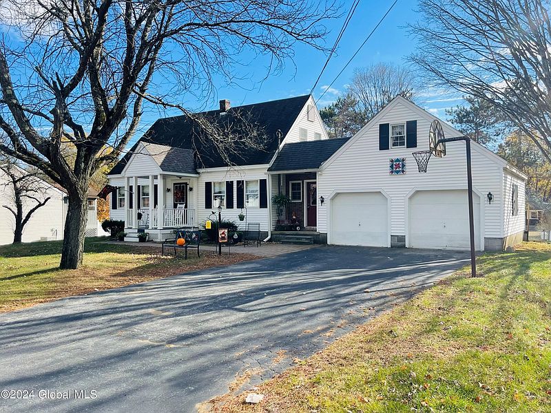 2nd image of 23 Applehouse Lane