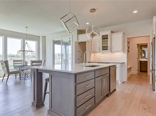 17913 Manor St, Overland Park, KS 66085