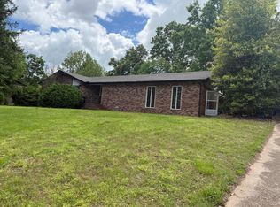 1210 Speer Dr, Harrison, AR 72601