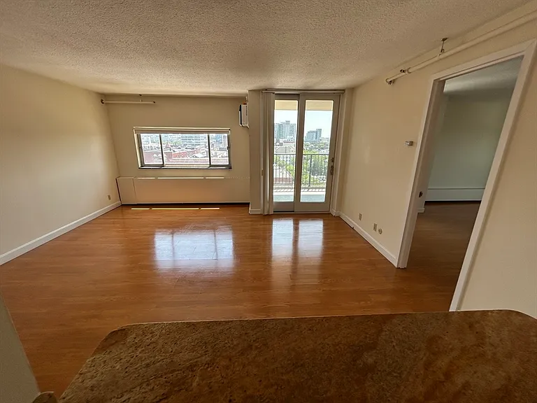 872 Massachusetts Ave #810 — Photo 3