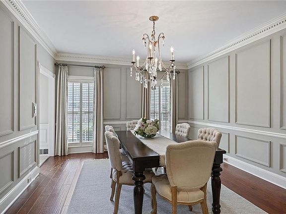 4th image of 2080 Old Dominion Rd