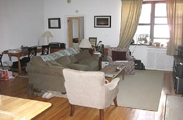 Rented by America Mecca Realty LLC | media 8