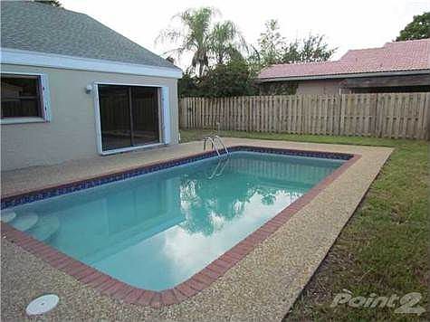 4th image of 16810 Royal Poinciana Dr