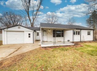 21116 Flanders St, Farmington Hills, MI 48335