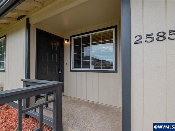 3rd image of 2585 Nautilus Ave NW