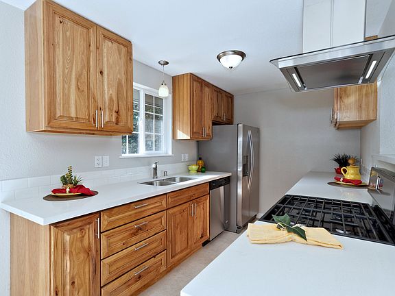 5th image of 5830 176th St SW