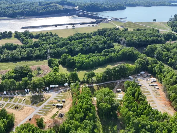 8415 River Rd, Decatur, TN 37322
