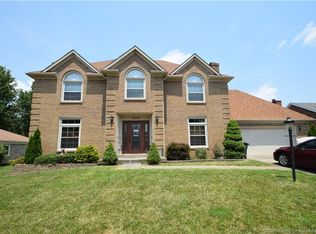 2203 Elk Pointe Blvd, Jeffersonville, IN 47130