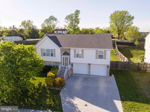 168 Aden Dr, Strasburg, VA 22657