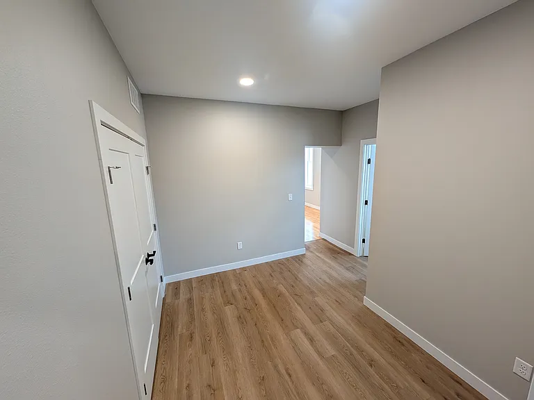 1 N Minnesota St #201 — Photo 14