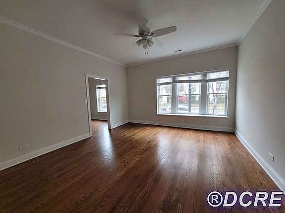 2nd image of 6932 N Lakewood Ave APT 3