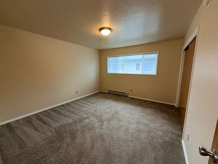 4815 SE Railroad Ave — Photo 22