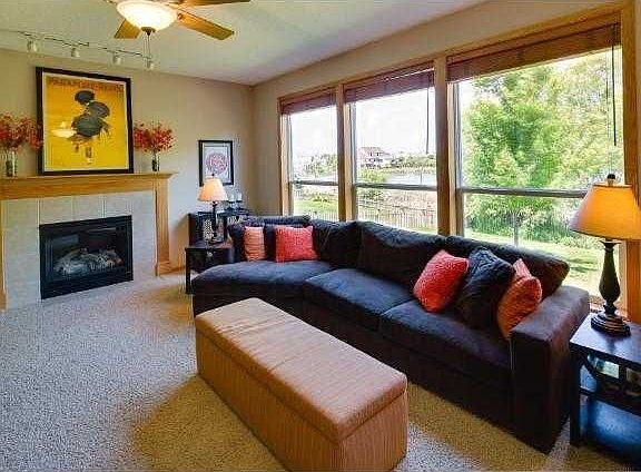 4th image of 2490 Clover Field Dr