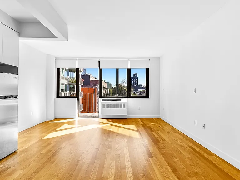 316 Bergen St #711 — Photo 4