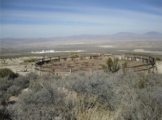 33164 Rose Amber Rd, Lucerne Valley, CA 92356