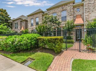 13707 Brookbluff Ln, Houston, TX 77077