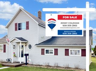 560 Madison St, Fennimore, WI 53809