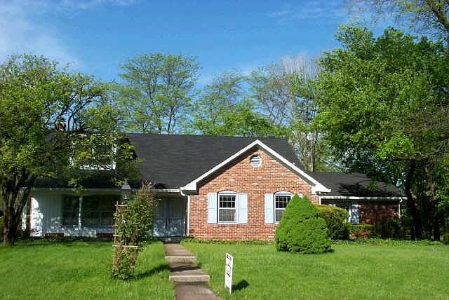 1st image of 6434 N Kingswood Dr