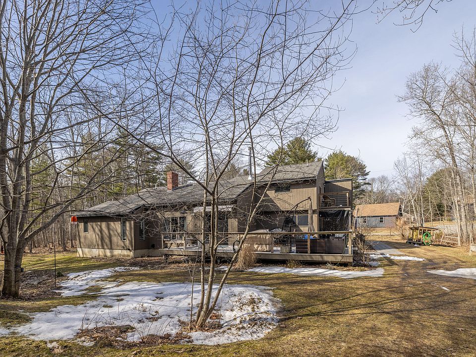 1st image of 17 William Glen Drive