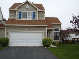 50 E Rustic Ln, Round Lake Beach, IL 60073