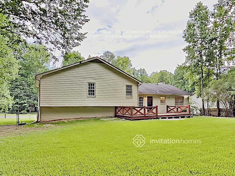 4010 Derby Dr — Photo 18