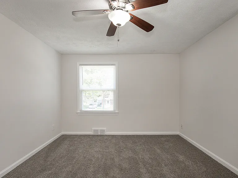 21350 Priday Ave — Photo 16