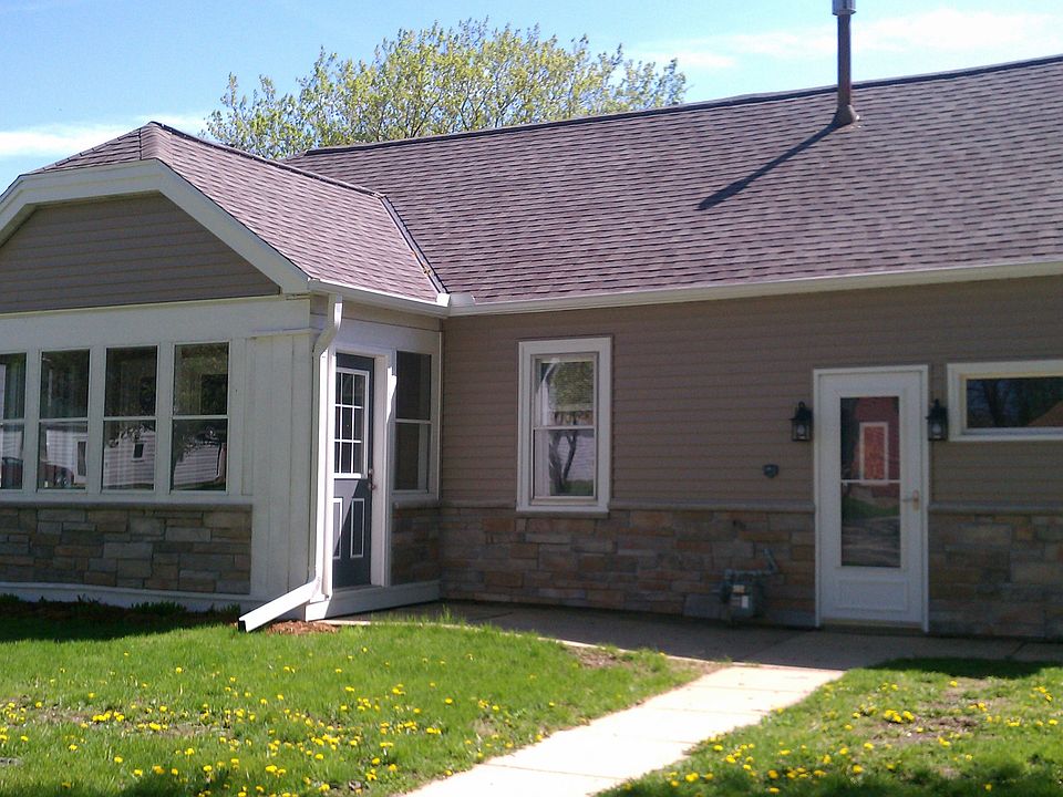 1st image of 10411 W Bungalow Pkwy