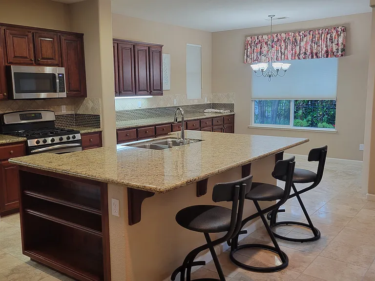312 Willow Brook Way — Photo 10