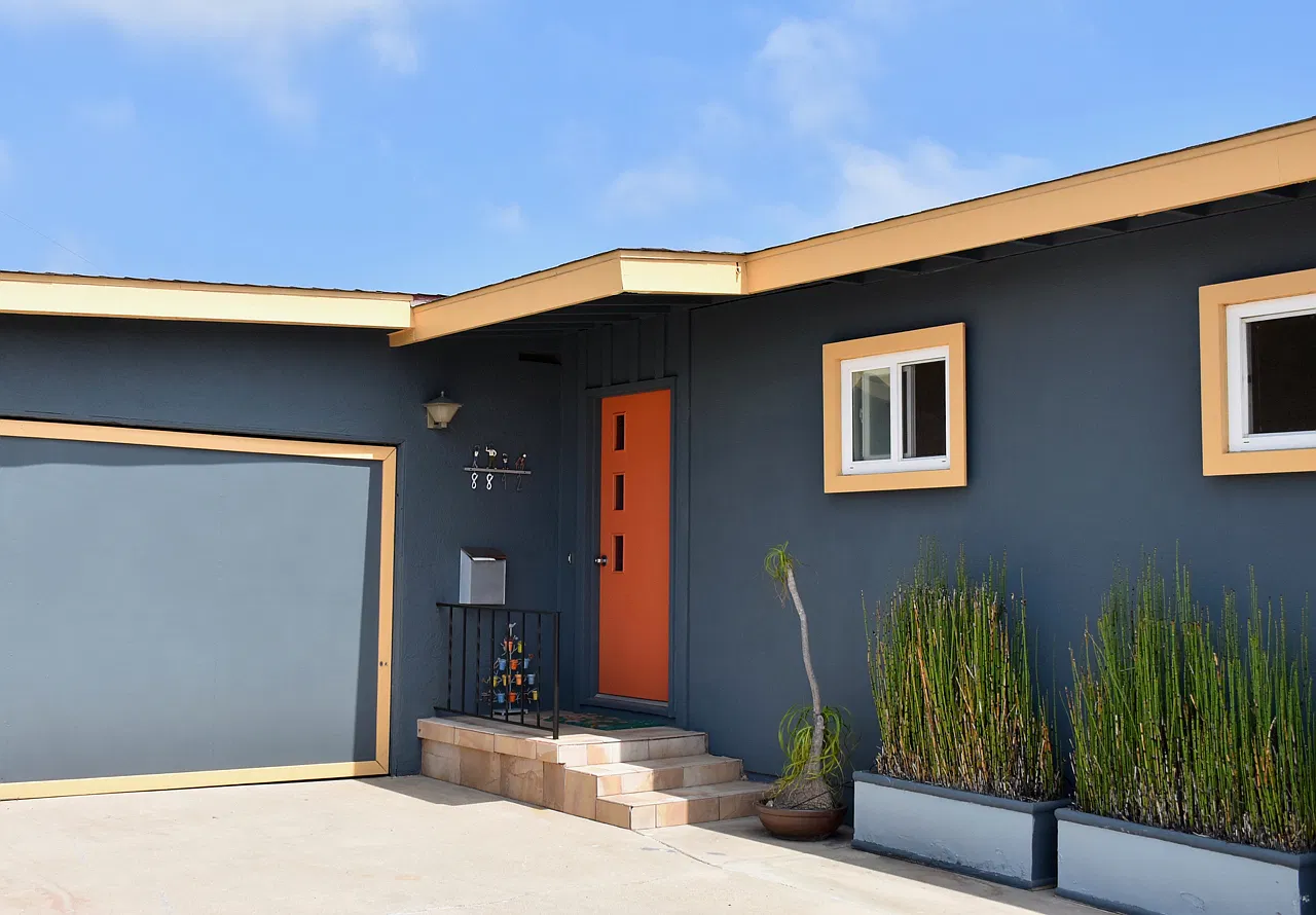 8892 Gowdy Ave — Photo 1