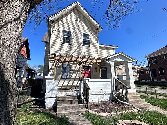 4th image of 1338 E Market St