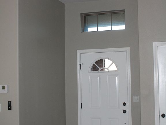 2nd image of 3042 Sterling St
