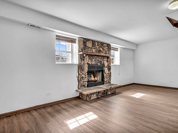 5th image of 18149 Idlewild Dr