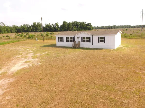 6255 Tower Rd, Bascom, FL 32423