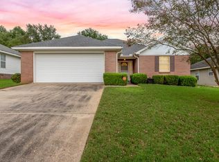 112 Wrinn Ln, Dothan, AL 36301