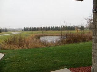9257 W Elm Ct #251, Franklin, WI 53132