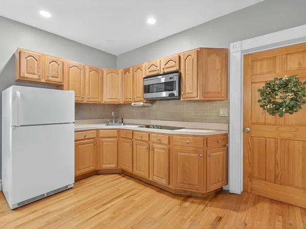 93 West 35th Street image 32 of 47