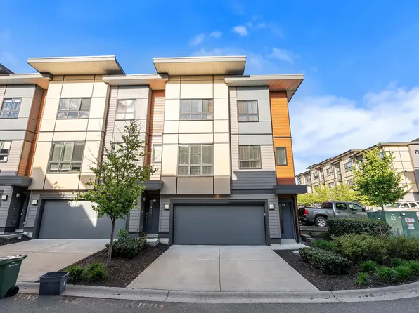 1938 N Parallel Rd #23, Abbotsford, BC V3G 2C6