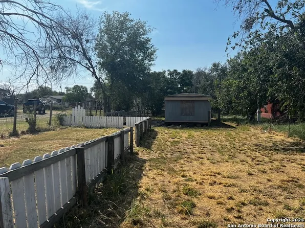 849 avenue f LOT 4, Poteet, TX 78065