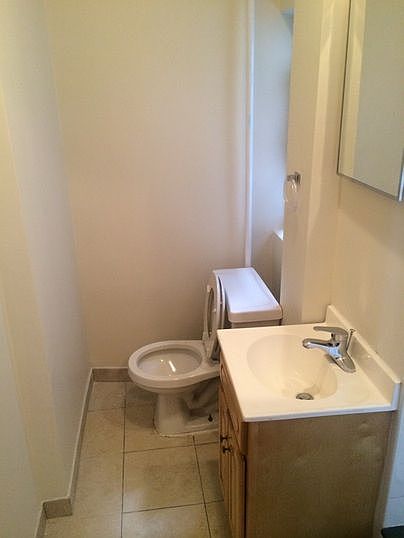 1st image of 219 W 15th St APT 4R