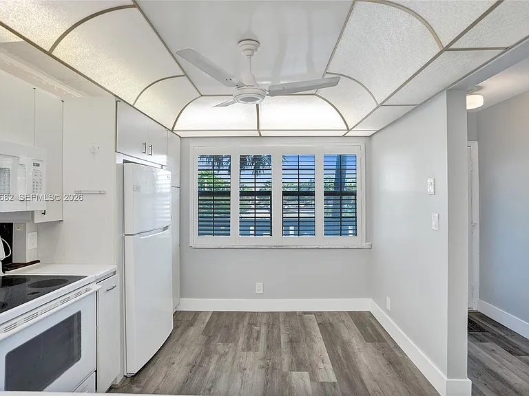 3001 Portofino Isle #K2 — Photo 13