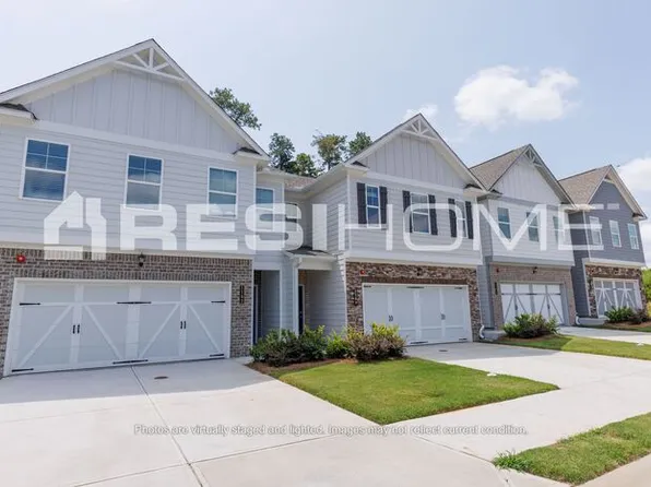 1132 Charming Pines Pl NE, Conyers, GA