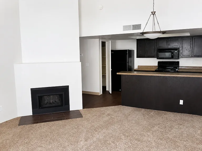 Rio Cancion Apartments — Photo 44