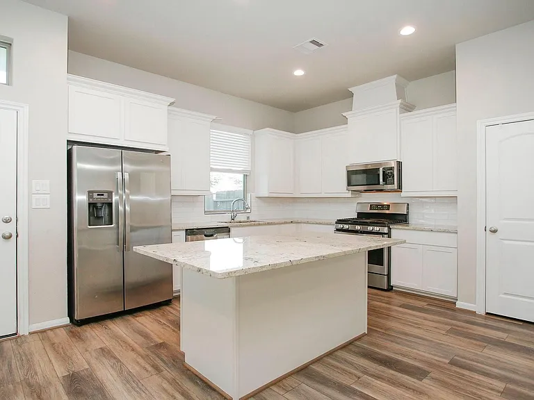 239 Biltmore Loop — Photo 16