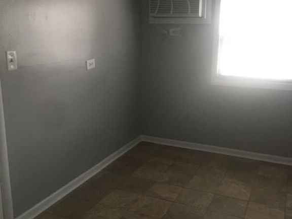3rd image of 3824 25th Ave #25th